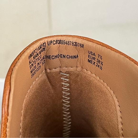 Scoop Heeled Booties in Cognac Color Size 7.5 - NEW WITH BOX - Picture 7 of 10